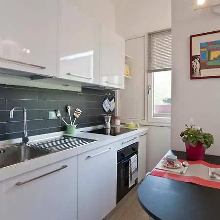 Lägenhet Nerone House *